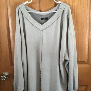 Trendy Queen Sweater